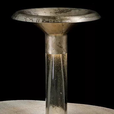 Фото Настольная лампа Ghost Lamp Table от Henge