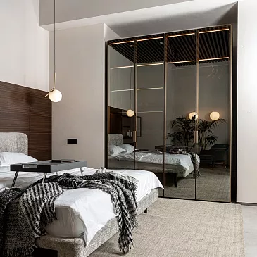 Фото Шкаф Gliss Master со стекл.дверьми от Molteni & C