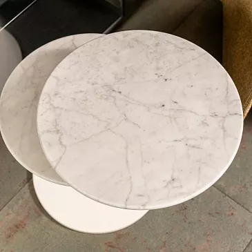 Фото Журнальный столик Vicino white carrara от Molteni & C