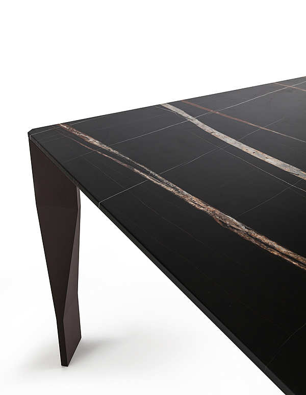 Фото Стол MOLTENI (+VITRA) DT4E