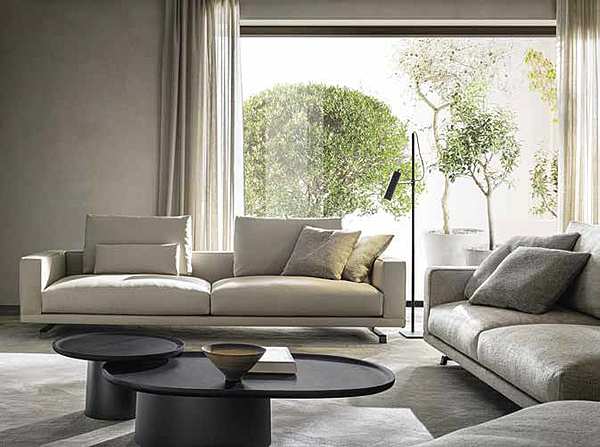 Фото Стол журнальный MOLTENI (+VITRA) LOUISA