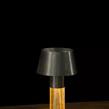Фото Настольная лампа Ghost Lamp Table от Henge