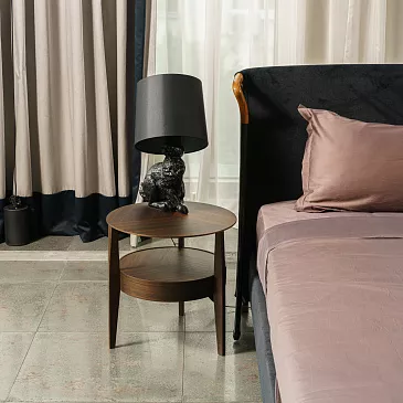 Фото Прикроватный столик с ящиком When Eucalyptus / Oak Black от Molteni & C