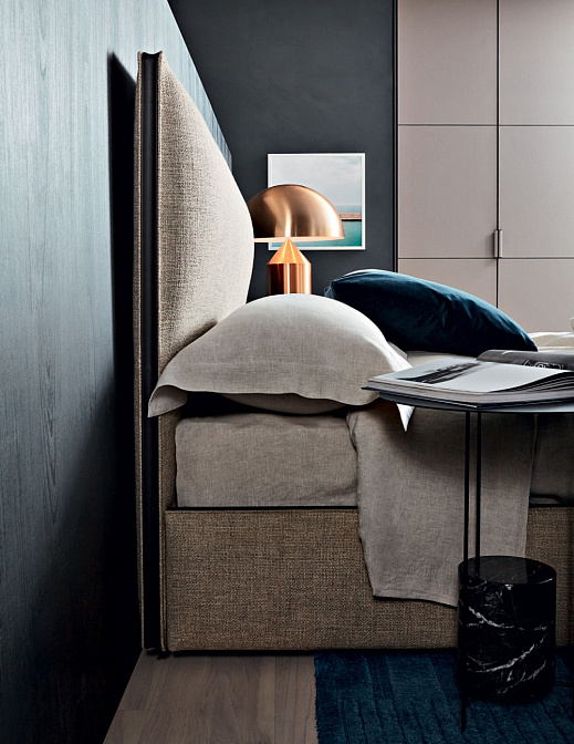 Фото Кровать Molteni RIBBON